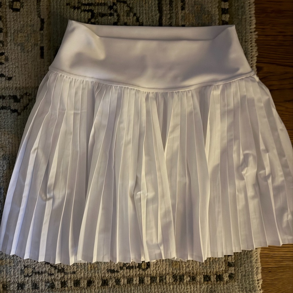 ALO Yoga White Pleated Mini Skirt